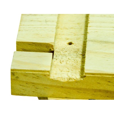 British National Brood Box – New Zealand Pine – Knot Free – Flat Packed – Includes Screws – BEEtastic UK