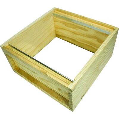 British National Brood Box – New Zealand Pine – Knot Free – Flat Packed – Includes Screws – BEEtastic UK