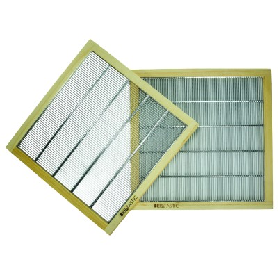 British National Queen Excluders – Pack of 2 – Metal Grid with Wooden Frame – Sturdy & Accurate – BEEtastic UK